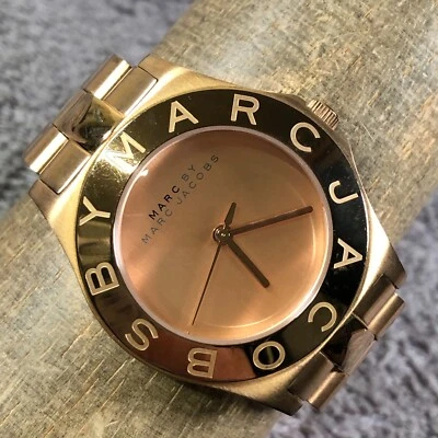 Reloj Marc by Marc Jacobs Mujer MBM3127 Hoja Tono Oro Rosa Cuarzo 34mm 6 3/4" Foto 1 de 4