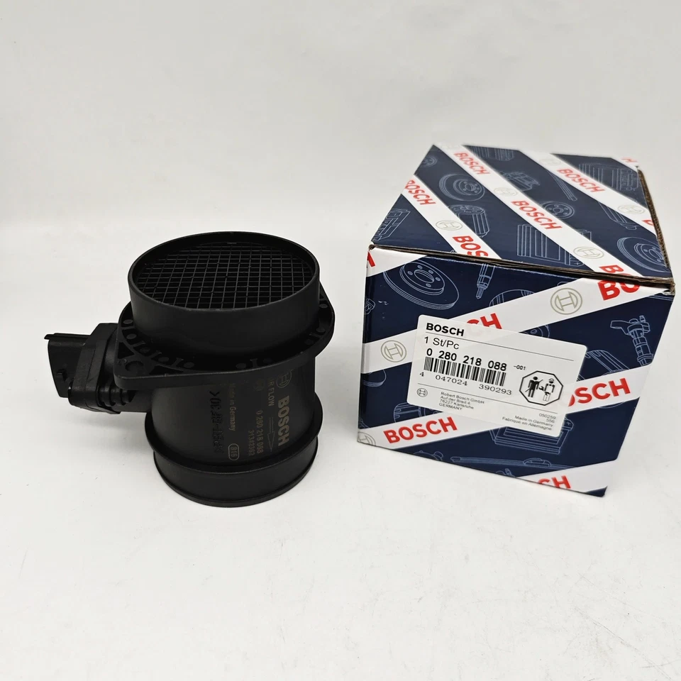 Bosch Mass Air Flow Sensor MAF For 02-07 Volvo S80 C70 V70 V50 S40 XC90 2.5L - Изображение 1 из 4