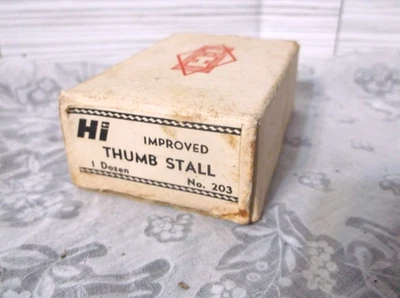 Vintage Fishing Thumb Stall H-I  #203 1 Dozen--IOB - image 1 of 4