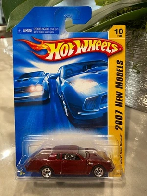 2007 Hot Wheels #10 Nuovo Modelli 10/36 Buick Grand National Scuro Rossi Con / - Immagine 1 di 2