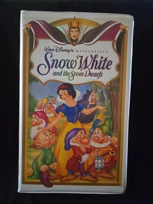 Walt Disney's Snow White And The Seven Drarfs Vhs - Image 1 of 4