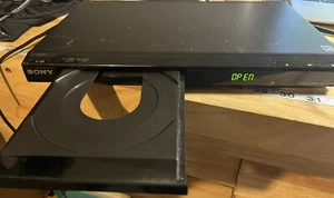 Reproductor de CD/DVD Sony modelo DVP-SR200P con control remoto probado y funciona ENVÍO GRATUITO - Imagen 1 de 5