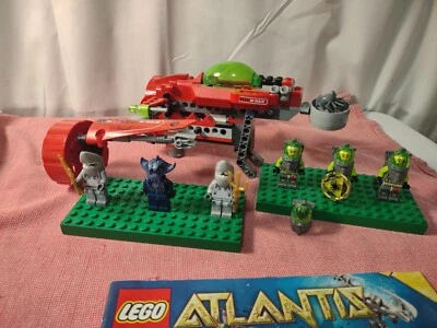 LEGO Atlantis: Typhoon Turbo Sub (8060) Plus Shark,Manta,And Divers - Image 1 of 4