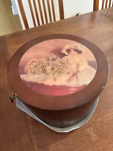 Vintage Doll Hat Box - Picture 1 of 5