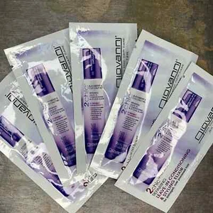 Giovanni — 2chic Repairing Leave-in Conditioner Styling Hair Elixir Travel Size - Picture 1 of 6