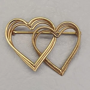 Wells Double Heart Brooch Vtg Layered One Spring Like 14K Gold Filled Pin 1 5/8" - Picture 1 of 16