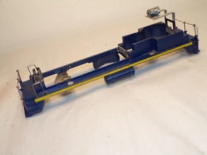 Vintage Original Lionel 624 NW2 C&O Diesel Locomotive Frame Super Clean - Picture 1 of 4