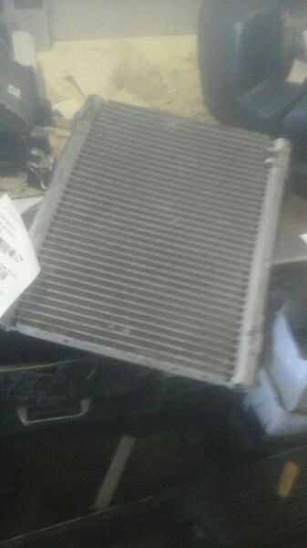 03-09 Dodge Ram 2500 1500 camioneta pickup condensador de aire acondicionado Foto 1 de 4