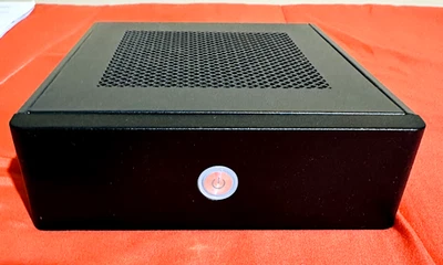 Mini PC Intel Quad Core 2GHZ J9000 8GB RAM 120GB SDD come nuovo! - Immagine 1 di 2