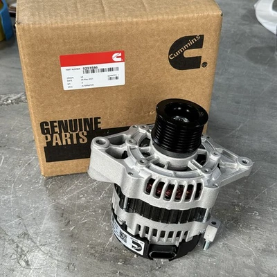 12V Alternator 4988274 For Cummins 4BT3.9 6BT5.9 QSB4.5 4B3.9 6B5.9 Engine 95A - Imagem 1 de 4