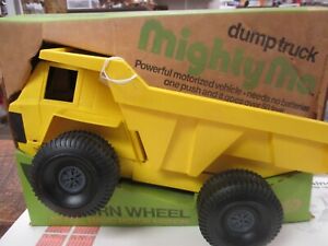 Ideal Mighty Mo Yellow Plastic Friction Construction Dump Truck Toy 1973 - New