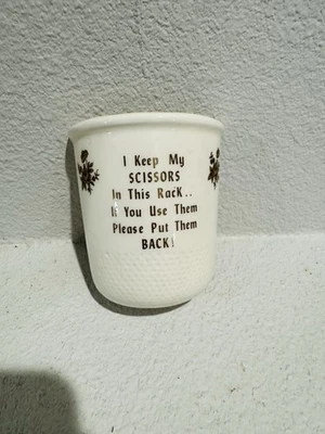 Wall Pocket Sissors Wall Mount Storage Organizer Vintage Kitchen Cottage Country - Image 1 of 4