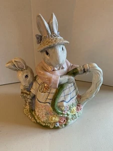 Fitz & Floyd "Bunny Hollow" Rabbit Flower Garden Teapot 30oz Porcelain - Picture 1 of 11