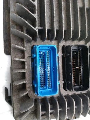 Módulo de control del motor usado (ECM) se adapta a: Módulo de control electrónico Gmc Terrain 2011 Foto 1 de 4