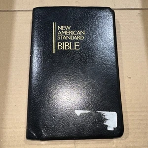New American Standard Bible 1977 Lockman Foundation Black Leather Vintage NASB - Picture 1 of 4