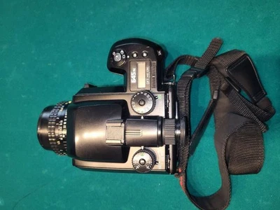 Pentax 645N + SMC A 75mm f2.8 Lens + 120 Filmmagazin + AF-500 Blitz - Bild 1 von 4
