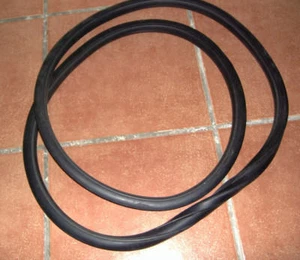 Triumph Spitfire I - III GT6 I & II TR4 4A 5 6 Windcreen Seal Junta Parabrisas - Imagen 1 de 1