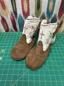 Wollige Cowboystiefel Hausschuhe für Jugendliche - Montana Cowboy Kickers - Größe S/M 12-13 & 1-2 - Bild 1 von 16