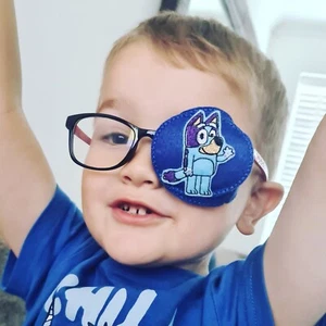 Blaue Hundebrille Augenpflaster Amblyopie faules Auge Okklusion Therapie Behandlung Kinder - Bild 1 von 18