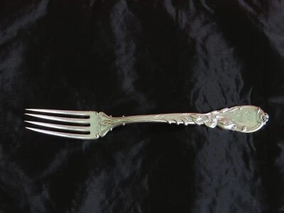 Reed and Barton La Parisienne dinner fork 7-7/8" mono "B" Art Nouveau Foto 1 de 4