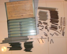 Midget Indexed Spring Stock Case 50 Springs