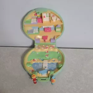 Juego compacto BlueBird Polly Pocket BEACH HOUSE 1989 de colección *COMPLETO* - Imagen 1 de 13