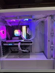 Gaming PC Intel I7, 4060, 64 GB Ram, 1TB SSD, Water Cooler. - Picture 1 of 3