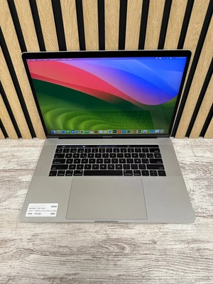 MacBook Pro 15" 2017 i7 16gb 1tb SSD - Imagen 1 de 4