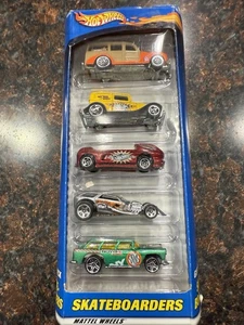Hot Wheels Mattel Confezione Regalo Skate Boarders 50036 5 Auto Nuovo con scatola - Foto 1 di 10