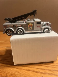 "HOT WHEELS HAULERS" GREY & SIVER RACEWAY WRECKER...1999 - Picture 1 of 9