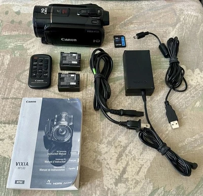 Canon VIXIA HF S30 Full HD 1080HP AVCHD 32GB Flash Camcorder BUNDLE - Wow! - Image 1 of 4