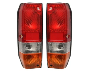 TOYOTA Land Cruiser 70 75 Tail Lamp 1985-1999 For Short Body No Valve - Picture 1 of 5