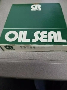 29288 CR Wheel Oil Seal - Foto 1 di 1