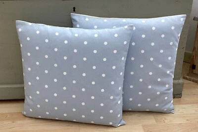 Hecha a mano Decorativa Polvo Azul Lunares Polvo Cubierta Cojín Decoración del Hogar Foto 1 de 2