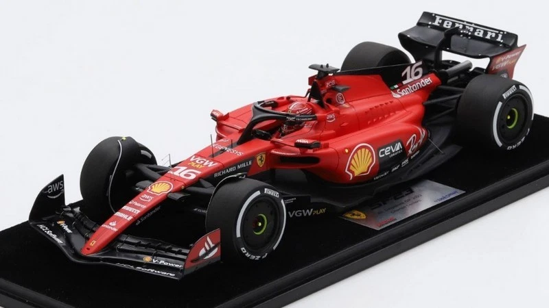 Ferrari SF-23 GP Singapore 2023 Charles Leclerc 1:18 LOOKSMART LS18F1055 - Immagine 1 di 1