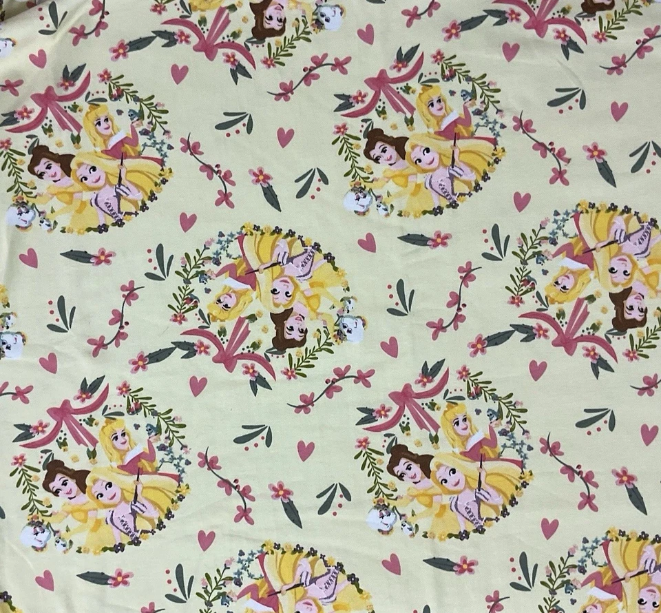 Tela tejida princesa Disney de 7/8 yardas Foto 1 de 1