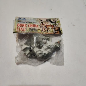 Vintage Bone China Like NOS 3 Piece Set Of Racoons - Picture 1 of 3