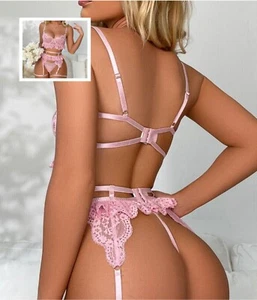 Womens Plus Size Floral Lace Underwire Garter Push Up Bra and Panty Lingerie Set - Picture 1 of 10