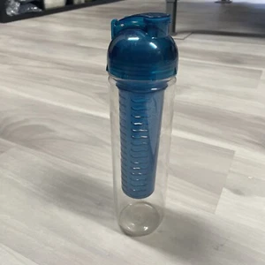 Fruit Infuser Water Bottle Blue 27oz BPA Free - Picture 1 of 6