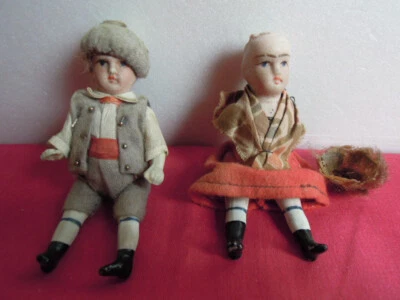 Anciennes  Mignonettes en Porcelaine à restaurer - Photo 1/4