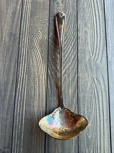 Mestolo vintage Gorham Heritage placcato argento con manico ornato e finitura iridescente - Foto 1 di 8
