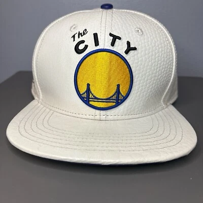 Gorra de pelota Pro Standard de cuero genuino firma Steph Curry correa con hebilla NBA Foto 1 de 4