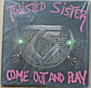 TWISTED SISTER Come Out And Play LP  180g Vinyl Sealed Friday Music Edition - Picture 1 of 3