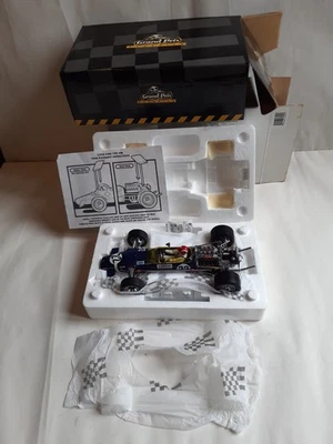 EXOTO 1/18 - LOTUS FORD TYPE 49B #22 / J. SIFFERT  WIN. BRITISH GP  1968 (97009) - Bild 1 von 4