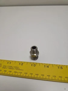 Pezón de acero inoxidable Binks 83-2484 1/4 NPT" × 3/8" NPS  - Imagen 1 de 4