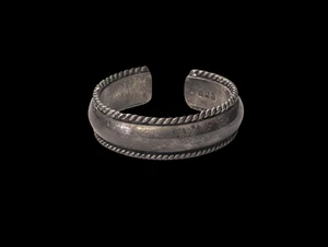 925 oxidiertes Sterlingsilber 4,6 mm Größe 2,5 verstellbar offene Rückseite Zehenring  - Bild 1 von 10