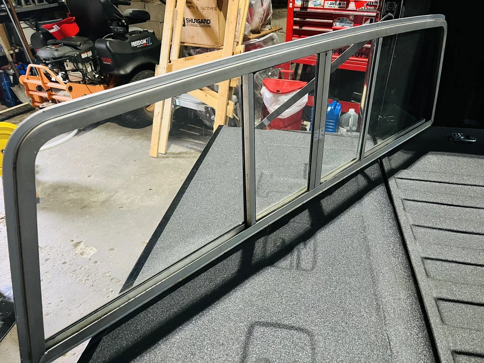 Conjunto de vidrio ventana trasera corredera AMC J10 J20 1975-88 Jeep serie J con marco OEM Foto 1 de 3