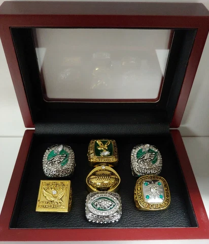 Philadelphia Eagles - Championship 7 Ring Set W Wooden Display Box. Foles McNabb Cover