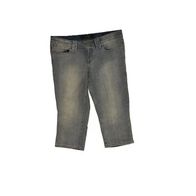 Jessica Simpson Size 30 Faded Denim Capri Pants Forever Low Rise Cropped - Image 1 of 4