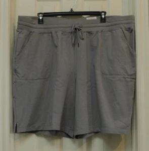 St. John's Bay Damen Mid Rise Bermuda Short Plus 3X schwarz, marine, grau, rot neu mit Etikett - Bild 1 von 32